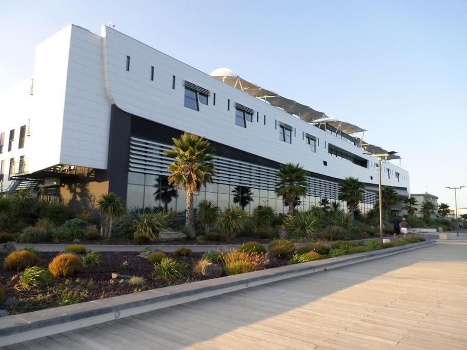 Grande Villa Neuve Avec Piscine Pres Mer Et Sete Balaruc-les-Bains Exterior foto